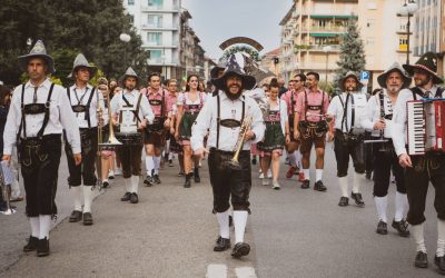 Tutto pronto per la grande sfilata che darà il via al “Paulaner Oktoberfest Cuneo” 2022